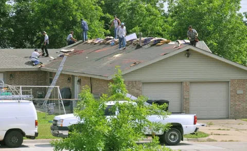 emergency roof repair calgary & alberta fast reliable 24 7 roofing services